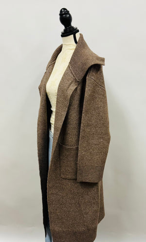 Long Coatagin with Floppy Ribbed Collar Brown