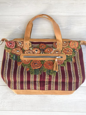 Tulipán Huipil Handmade Shoulder Bag | Red| Women's Handbags| Latina |  LazoChic – Lazo Chic